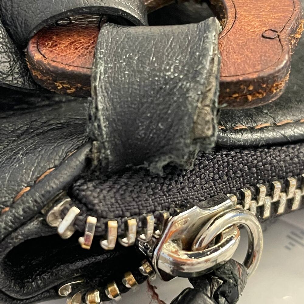 Brighton women's koda black & brown soft leather crossbody. - Picture 12 of 16